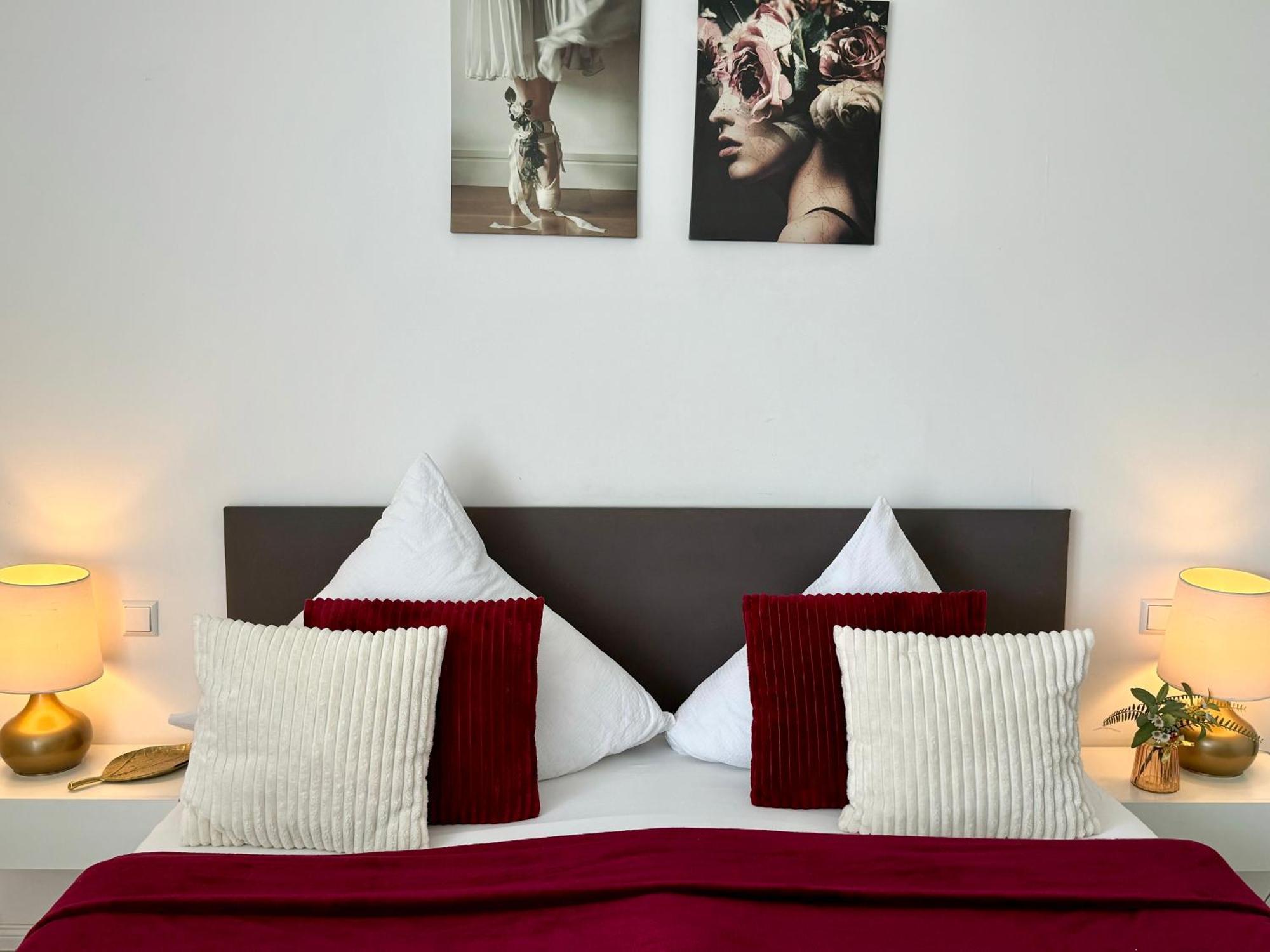 Prime Host Charme Apartment Karlsruhe Ngoại thất bức ảnh